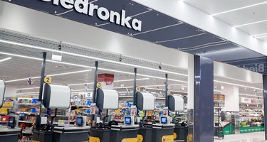 Czerwcowe promocje w&nbspBiedronce. Na jeden dzień wraca Gang Swojaków
